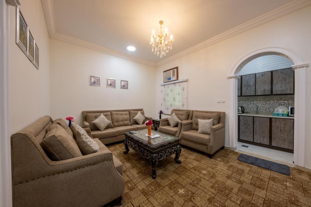 Jasmine Beach Hotel Suites Yanbu Exterior photo